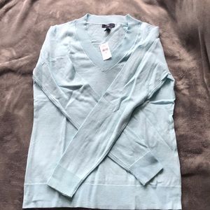Light blue v-neck gap sweater.   NEW WITH TAGS!
